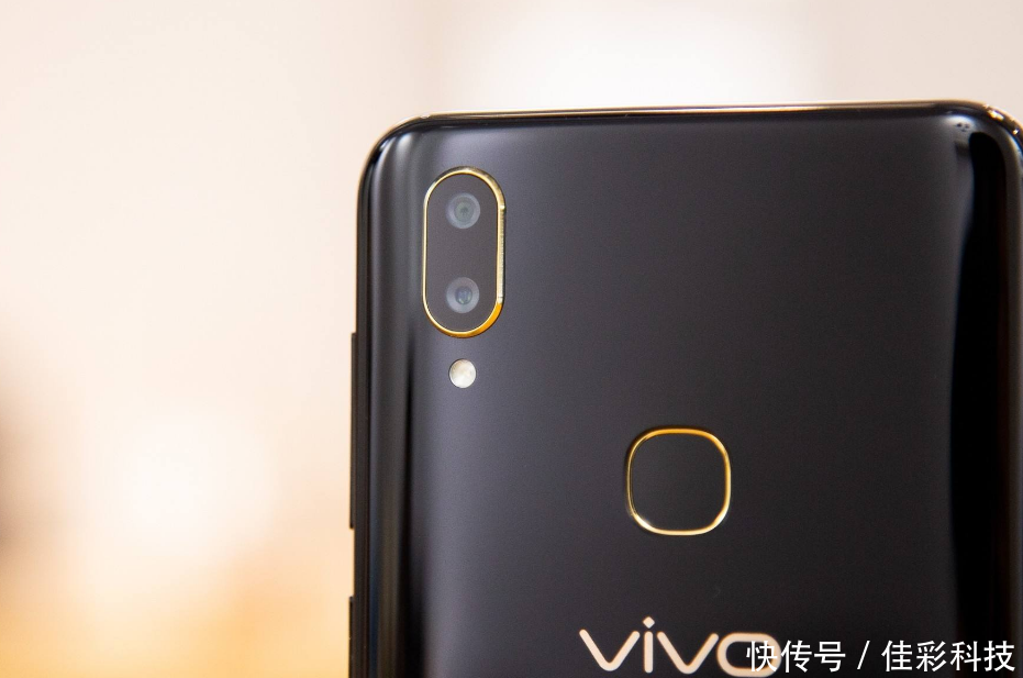 都是骁龙710,小米8se与诺基亚x7对比,诺基亚你