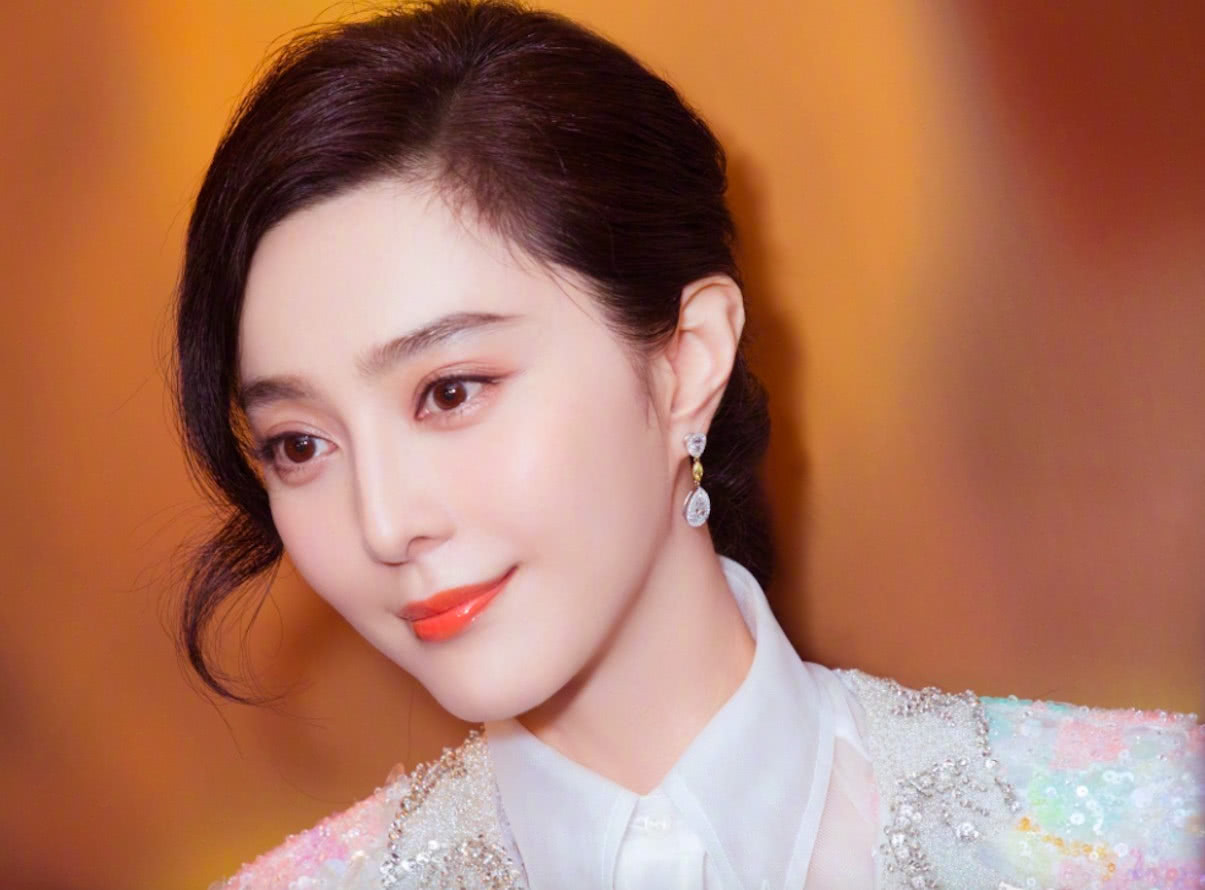 范冰冰偷税漏税甚至零纳税?粉丝晒证据公司是