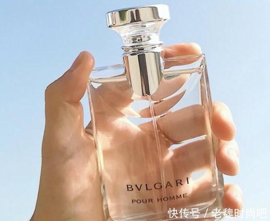怎么正确使用爱马仕香水 t019a928ac628864c67.jpg