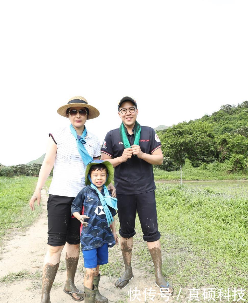 郭晶晶被曝怀三胎,霍启刚挂电话不回应,半月前
