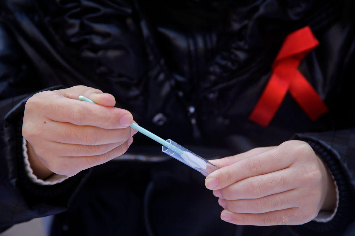 知道得了艾滋病怎么办 t019e78efa6d18b61a9.jpg?size=1200x800