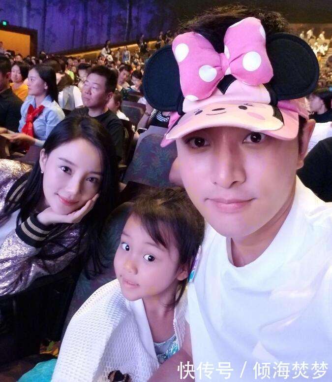 李小璐与贾乃亮已离婚了, 贾乃亮净身出户? 网