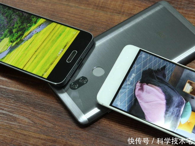 雷军微博发小米集团招股书,评论下被小米5S\/5