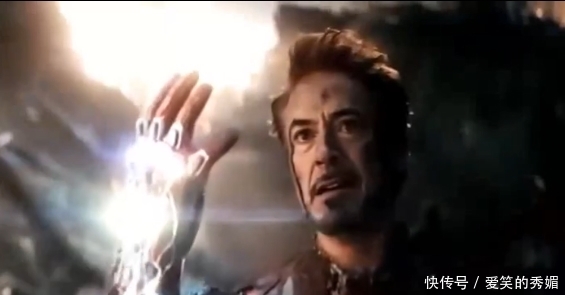 《复联4》为何钢铁侠打完响指,灭霸消失前看了