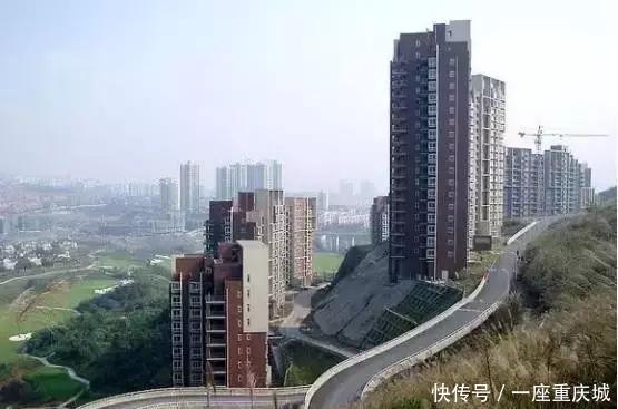 知道重庆为什么会成为抖音上的网红城市吗？看完这个帖子就晓得了