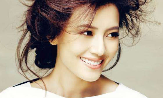 影视剧女神高圆圆,又上热搜,你对她了解有多少