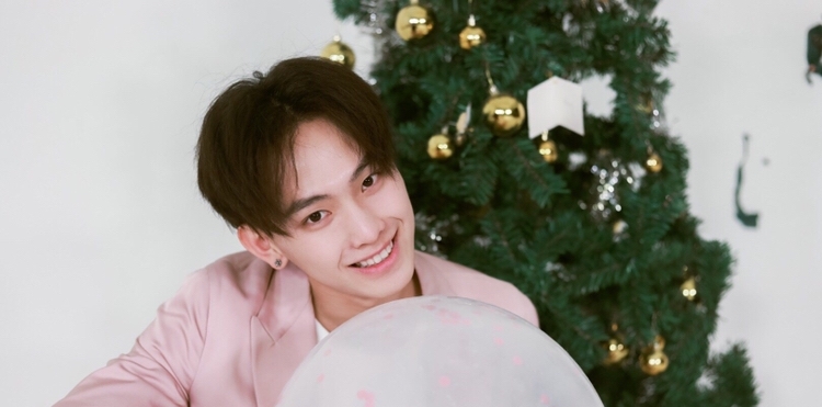 《创造营2019》选手在机场被扔鸡蛋,刘亦菲鹿