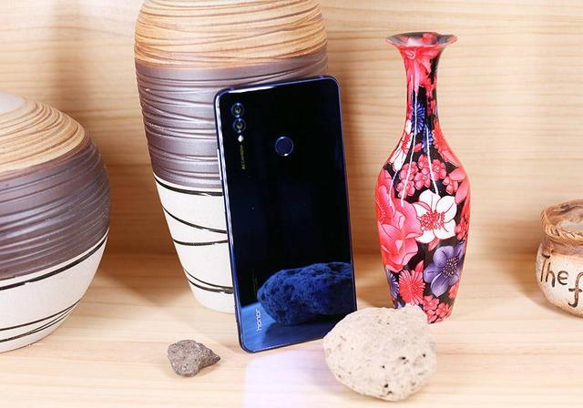 大屏性能怪兽来袭,游戏神器荣耀Note10测评