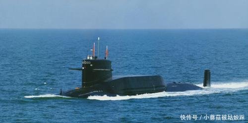 潜艇比较特殊,其排水量是什么意思分为水上和