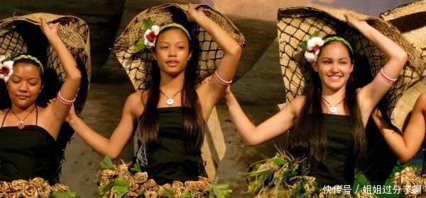 一夫多妻的原始部落,男人在家看孩子,照顾家庭