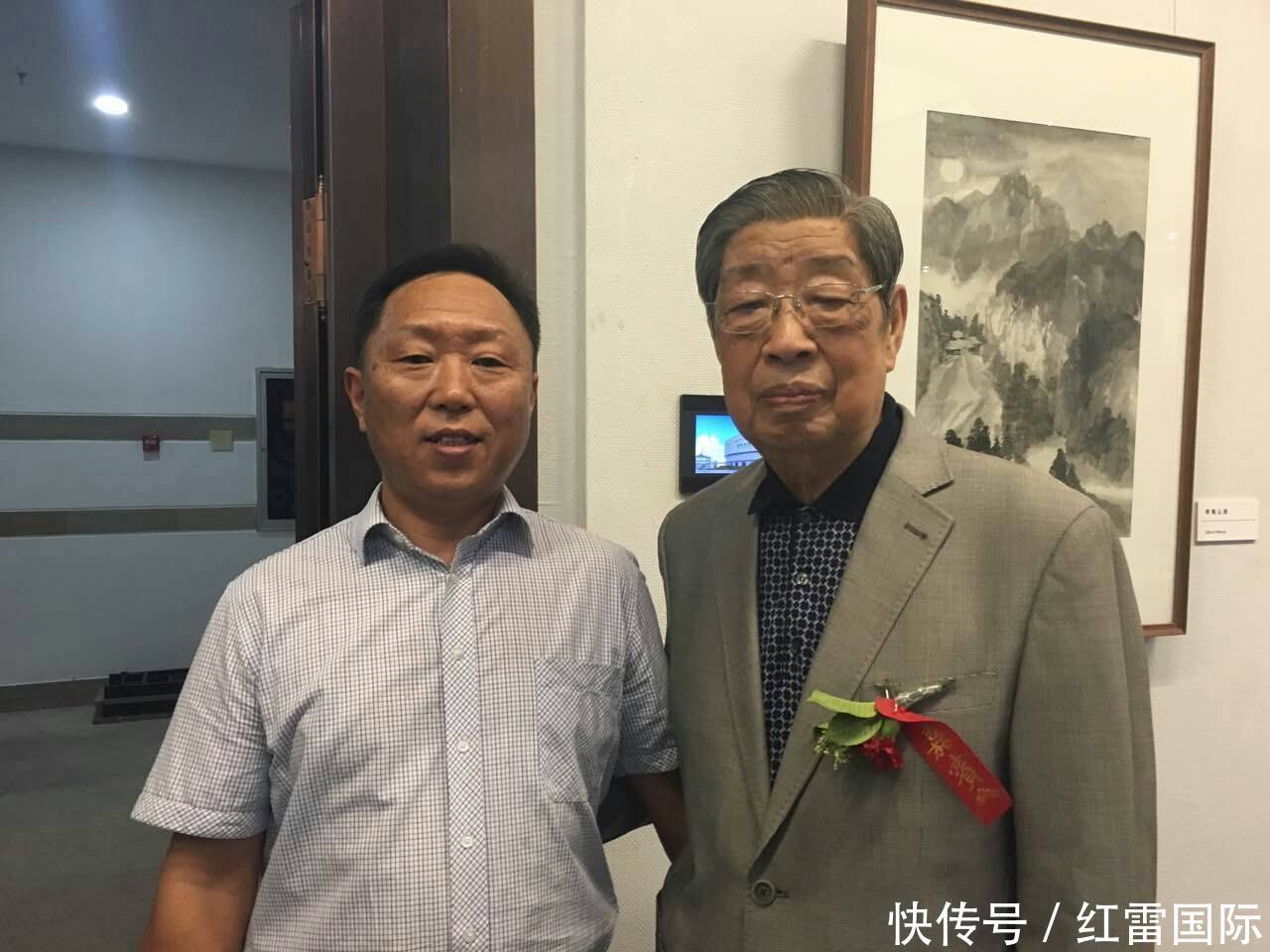 卓信艺术家 · 赵文--书画兼善写大美,逸笔着意