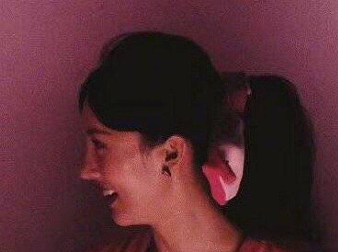 侧脸暴露真实颜值欧阳娜娜被吊打,邓伦前女友死亡芭比粉绝了!