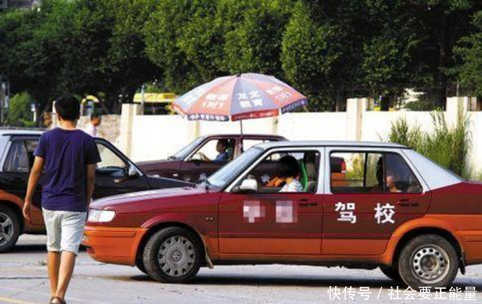驾校新规:8月起,科二科三补考次数已变更!学员