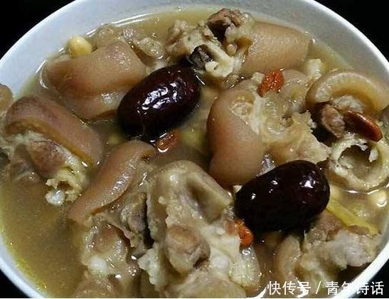 猪脚怎么炖软烂不油腻 t01b45b92a508fd3ebb.jpg