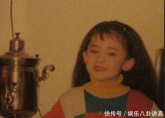 郑爽从小牙齿不齐戴牙套,娜扎气质高冷,张翰一