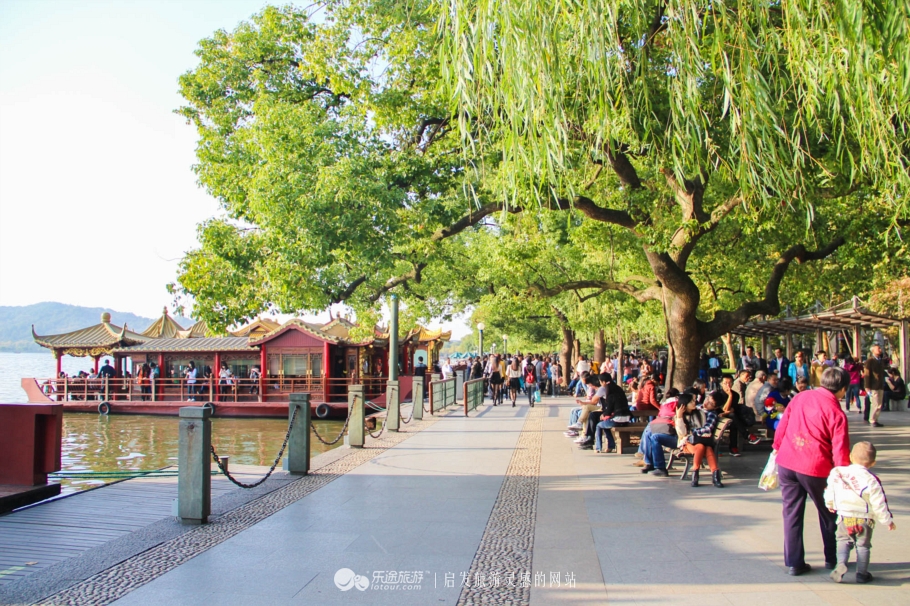 杭州的第N+1种玩法,穿上古装拍大戏