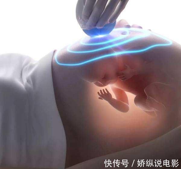 孕妈平躺时,为什么胎动会异常明显?这是宝宝在