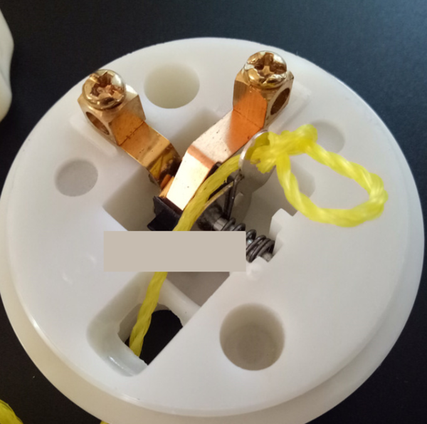 怎么安装老式拉线开关内部扭力弹簧_360问答