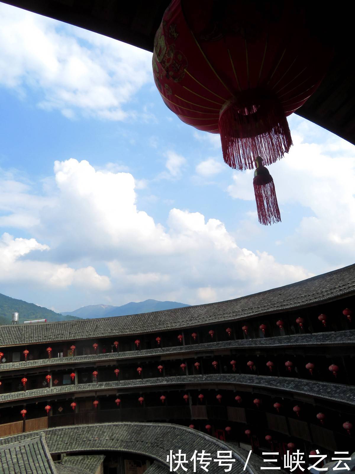 中国古建筑的一朵奇葩,福建永定土楼,神奇的山区民居冬暖夏凉