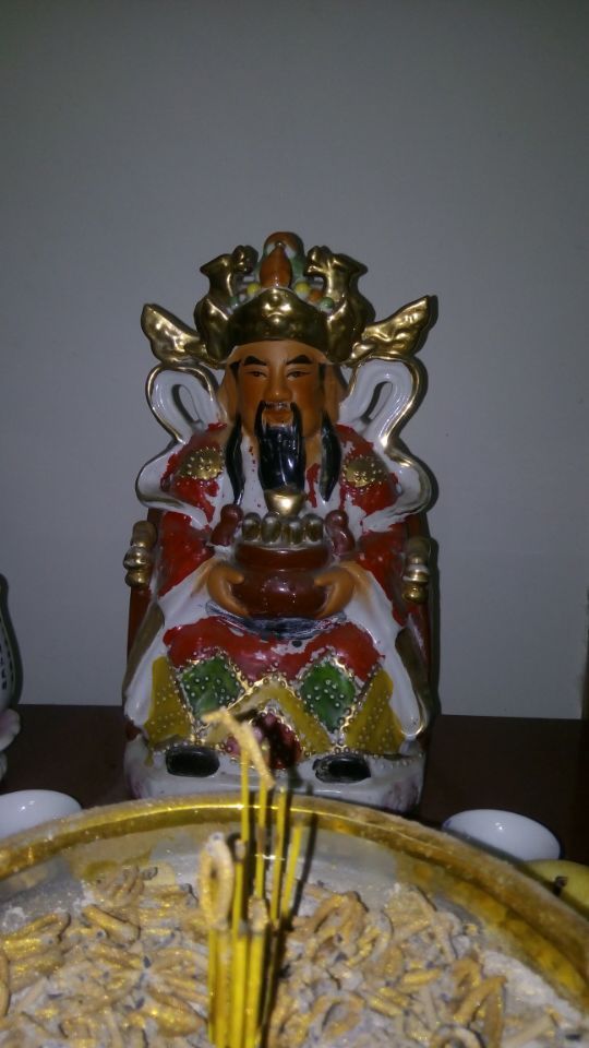 请问那为高人,帮我分析下这是武财神还是文财神?有照片