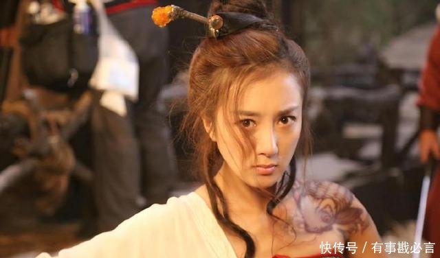 古龙笔下十大最美女主角,那一个排第一在摸美女的上地铁视频图片