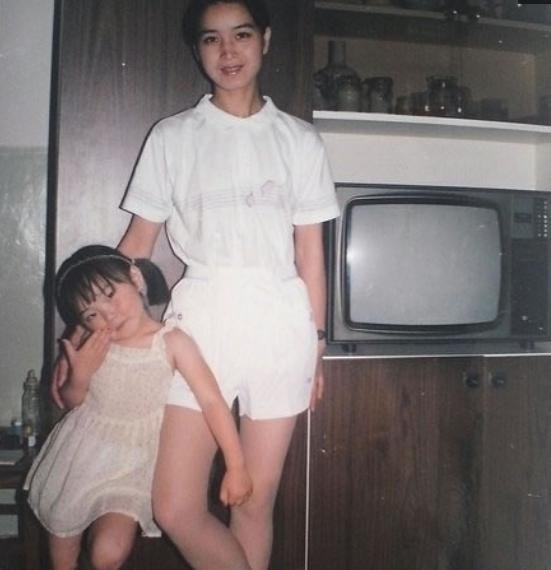 镜头下80年代美女老照片:让人移不开眼，美得不像话