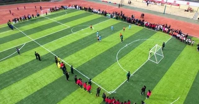 洛宁县2018年县长杯青少年校园足球比赛开幕