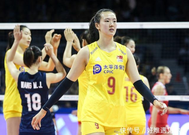 张常宁吴冠希半夜撒狗粮未婚夫现场为宝宝加油甜蜜互动羡煞球迷