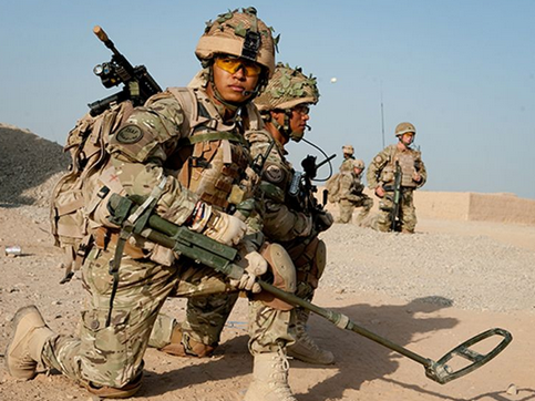 揭秘雇佣兵 年薪百万的战争工具