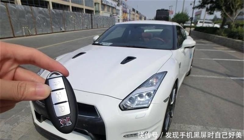 喜提新车后随手扔掉一张小纸条,4S店在背后偷笑:又白捡好几千! wwwE乐博