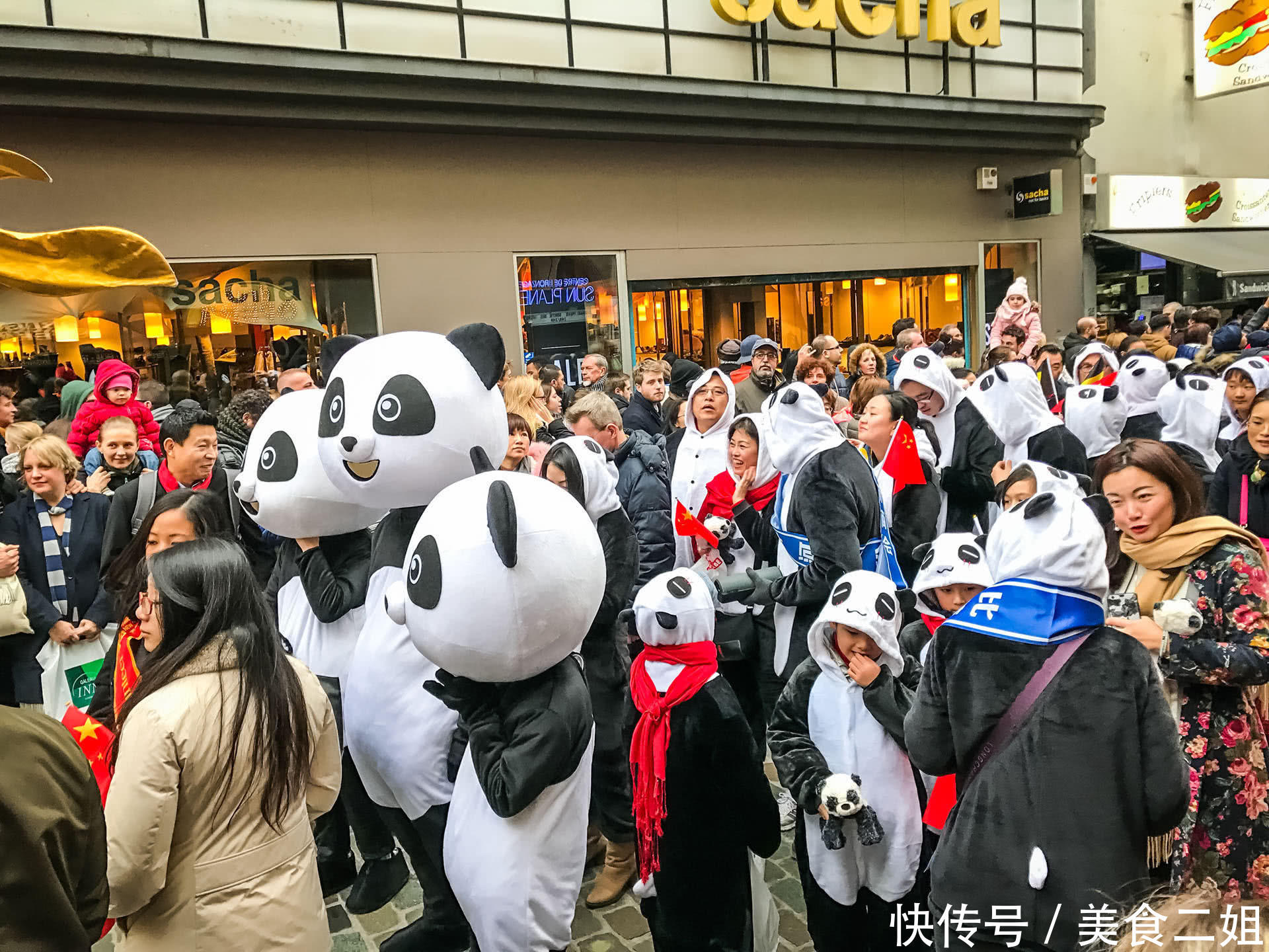 巴黎不是旅游胜地，它是中国游客团的菜市场：奢侈品如白菜