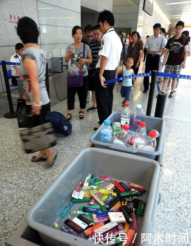 第一次坐飞机是不是觉得很麻烦,有很多事情需