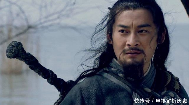 他学得一身道的术,人称入云龙,却最终选择侍养