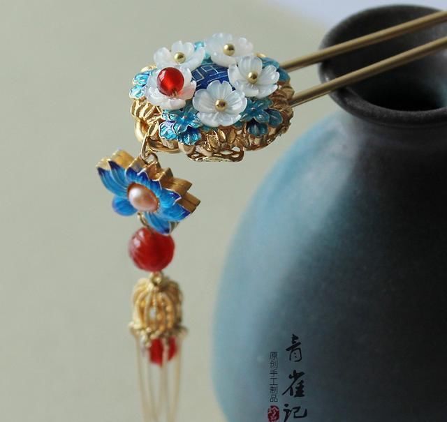 被古装神剧《封神演义》的精致服饰所折服,精