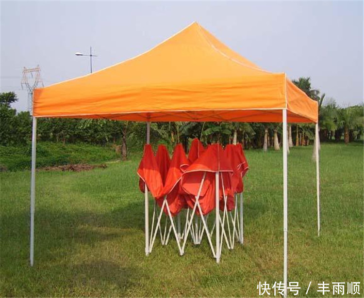 如何收起折叠帐篷?