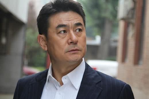 高龄与父母断绝关系考进中戏,花9块钱彩礼娶恩