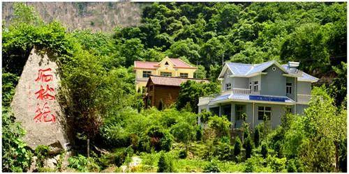 太行山大峡谷:风平浪静涛阵阵,夜阑人静泉叮咚