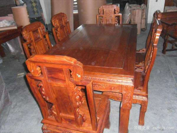 红木餐桌椅报价是多少?红木餐桌椅如何