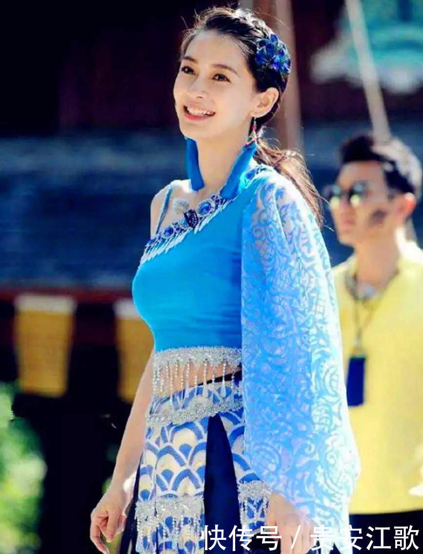 当女星换上民族服饰杨颖热巴赵丽颖你最爱谁
