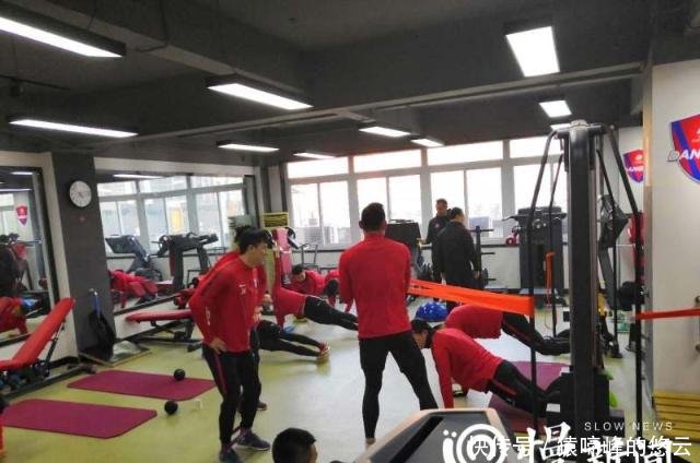 重庆斯威今日归队 新赛季首练球员精神状态不