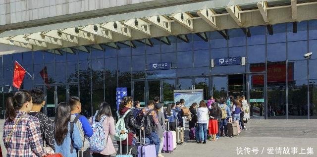 浙江大学生起诉铁路部门,因车票丢失被迫补票