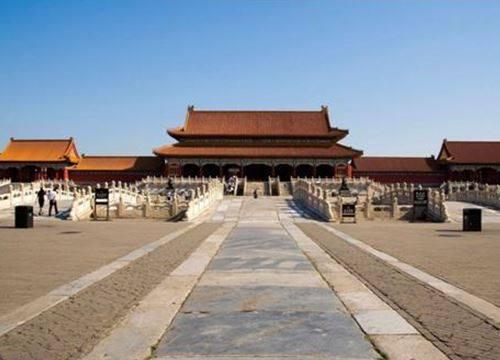 韩国人在北京买了两只烤鸭,结账的时候说:你们