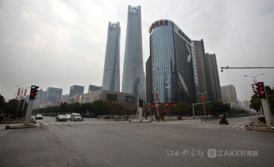 人流稀疏 春节期间南昌上演\"空城计\"