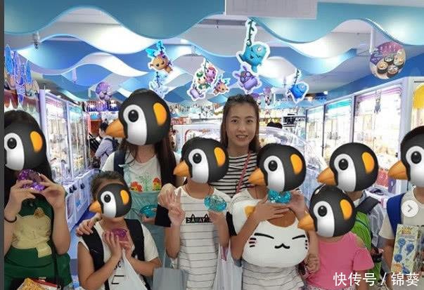 刘銮雄做军师,甘比买股票获13亿股息,淡然回应