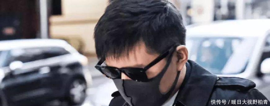 美国警方公布刘强东被捕收押标准照, 限制离境