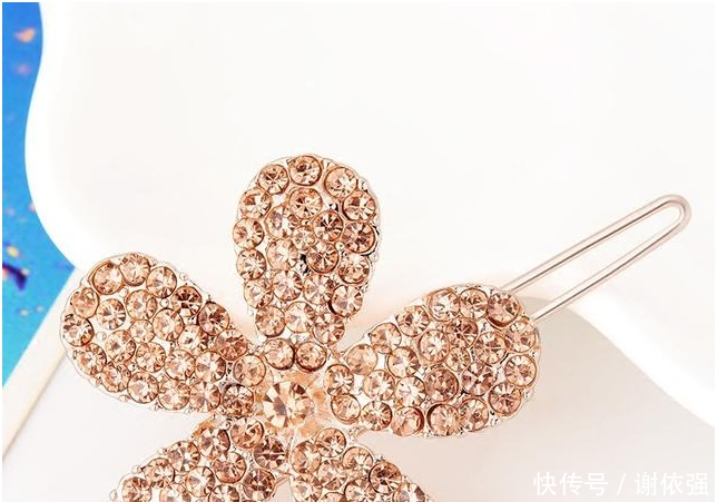 2018款短发发夹有哪些漂亮的时尚款式去海边