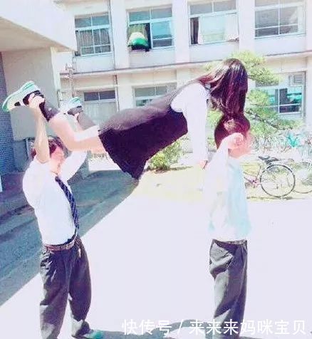 搞笑段子:老板说:你带乌龟散散步去吧!