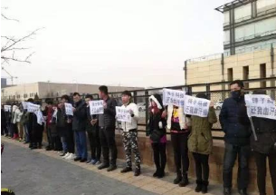 发官网手机断货,老罗却一直未发声,锤子科技凉