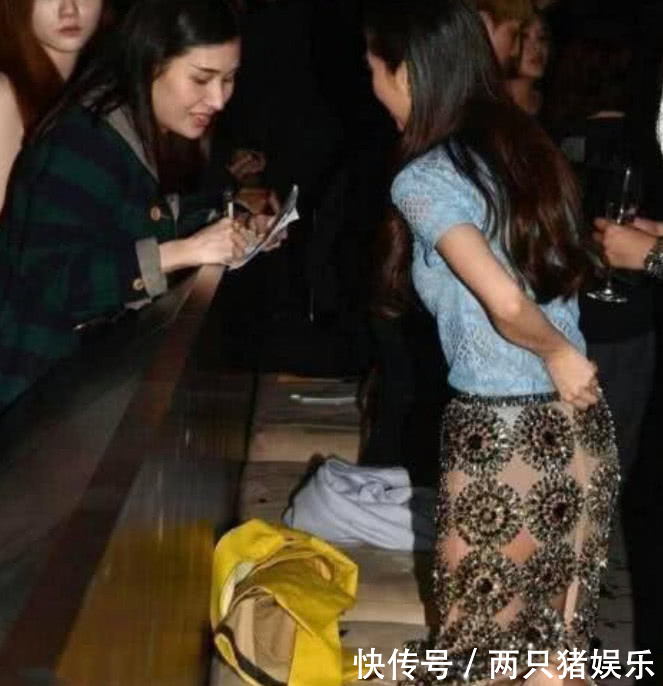 明星们礼服的尴尬!柳岩尺码太小,刘涛的像哈密