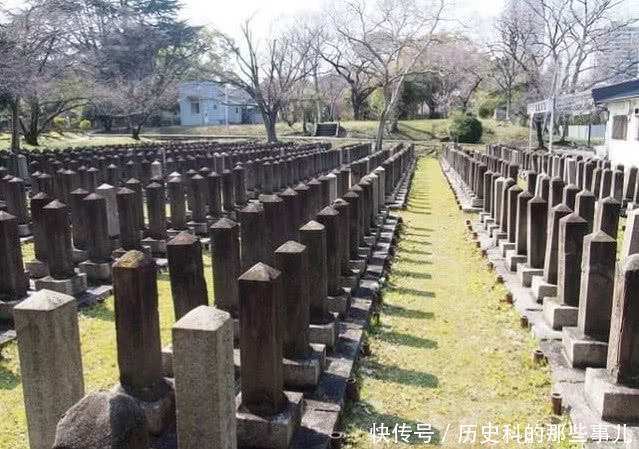 被迫葬在日本的中国军人,无人拜祭碑文屈辱,何